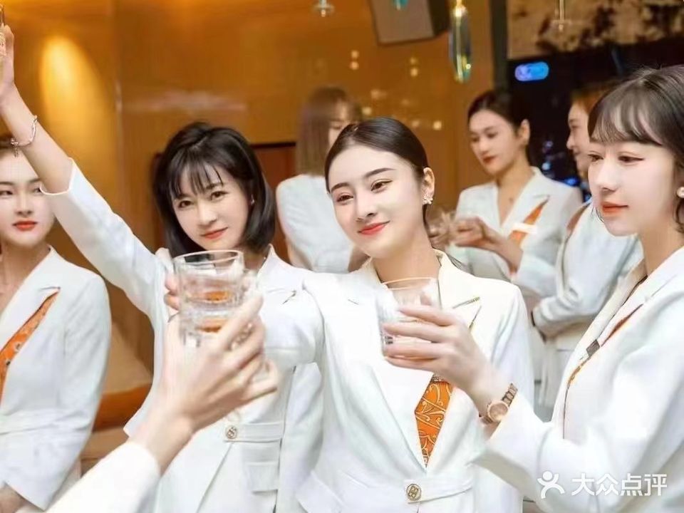 夜问时尚派对KTV(秀英时代广场店)