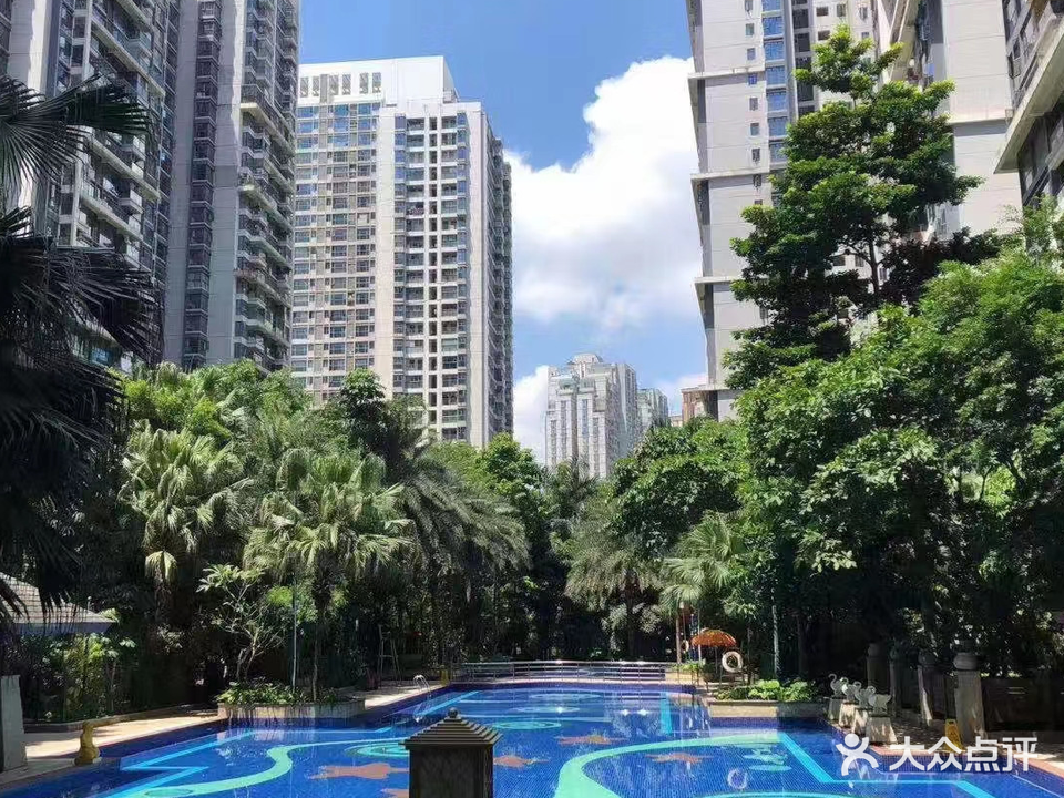 荣和21世纪名人俱乐部游泳馆(中央公园店)