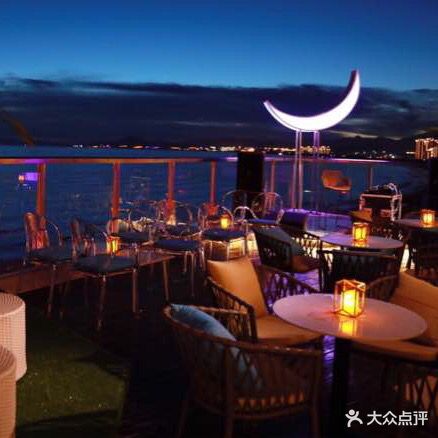 Oasis绿洲rooftop屋顶酒吧