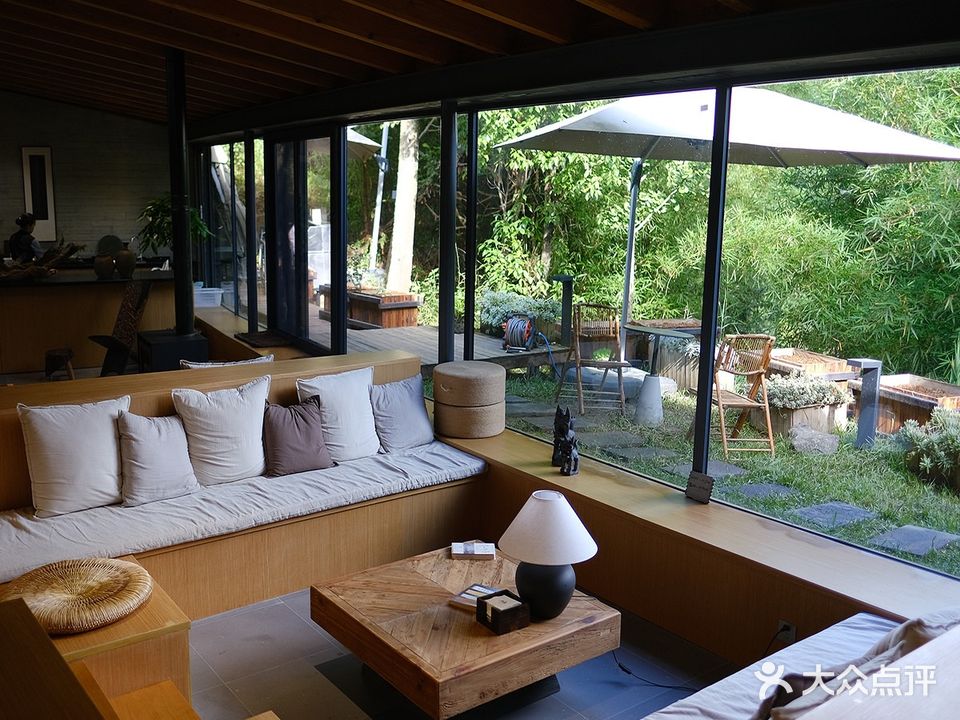 溪隐山谷森林餐厅