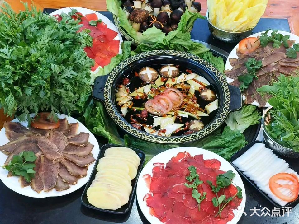 妙味轩野生菌牦牛肉汤锅·烤肉(康定店)