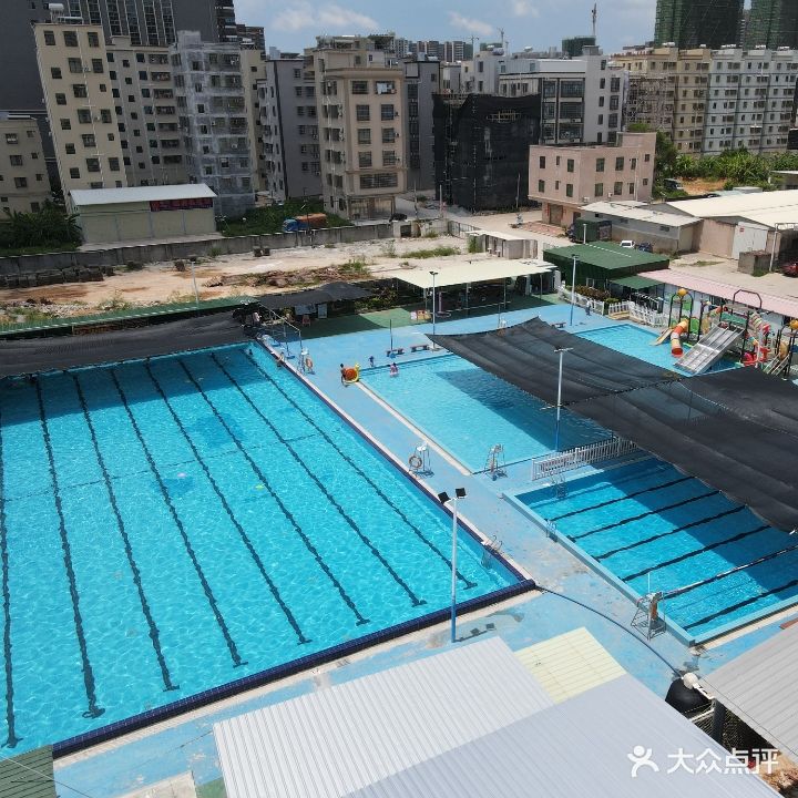 英豪游泳馆