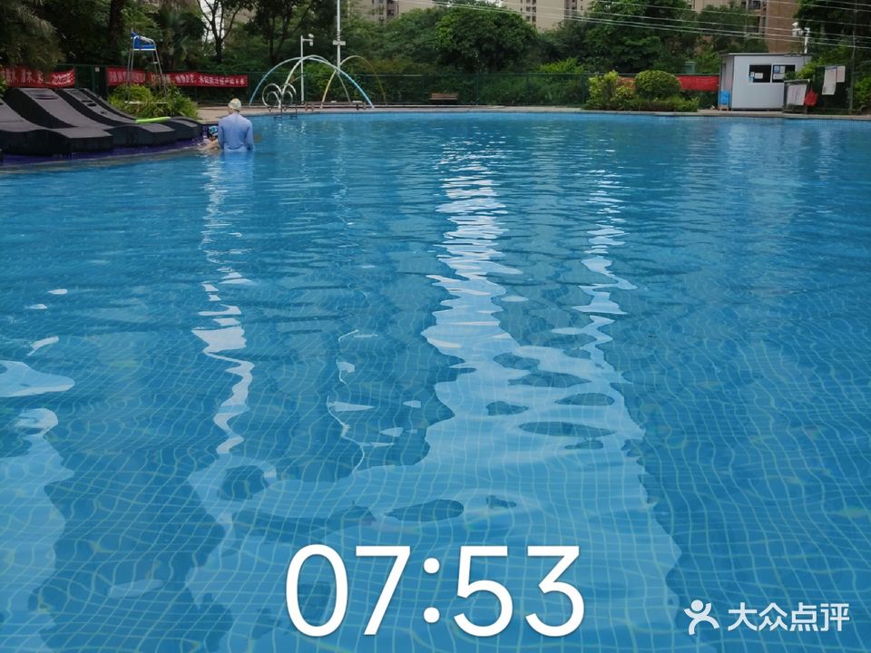 丹灶碧桂园游泳场
