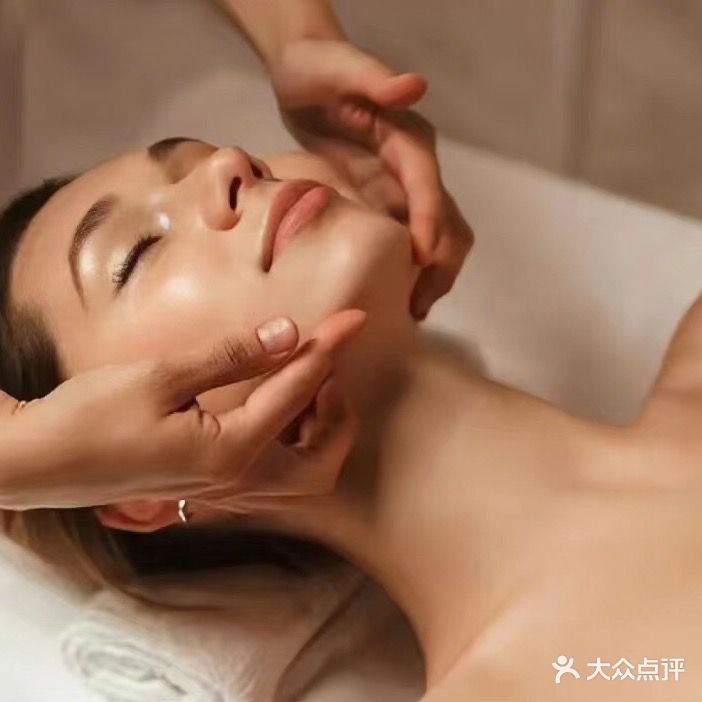 佳妍健康管理中心(君临天下店)