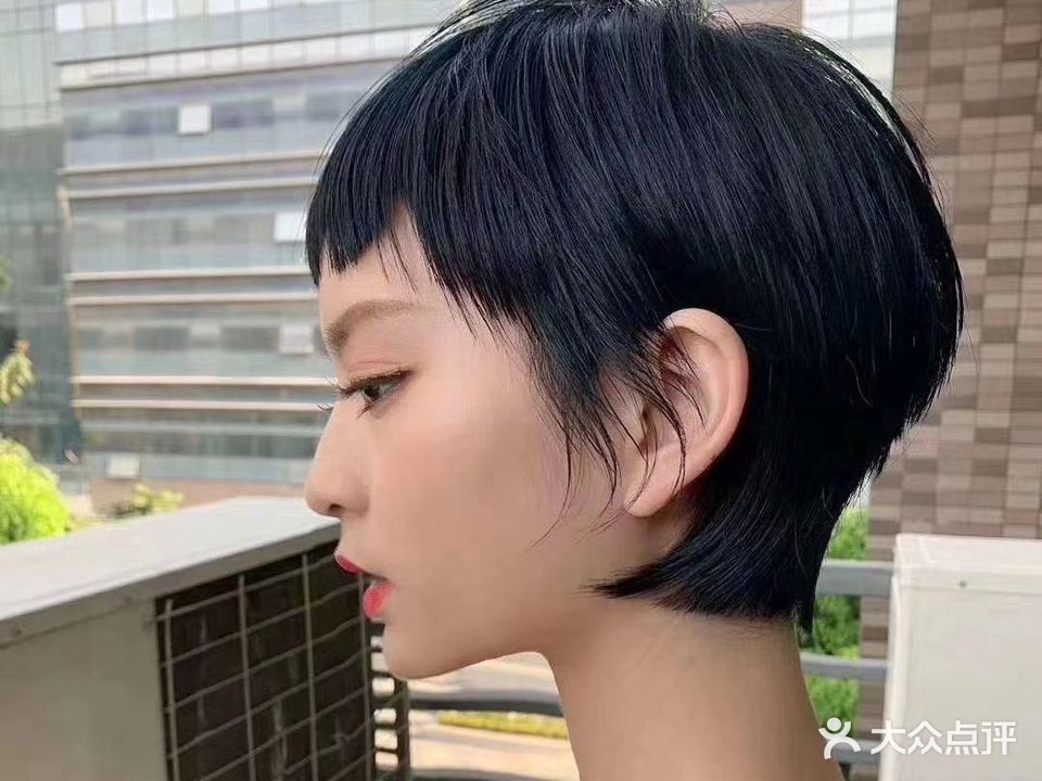 阿牛美发美甲美睫