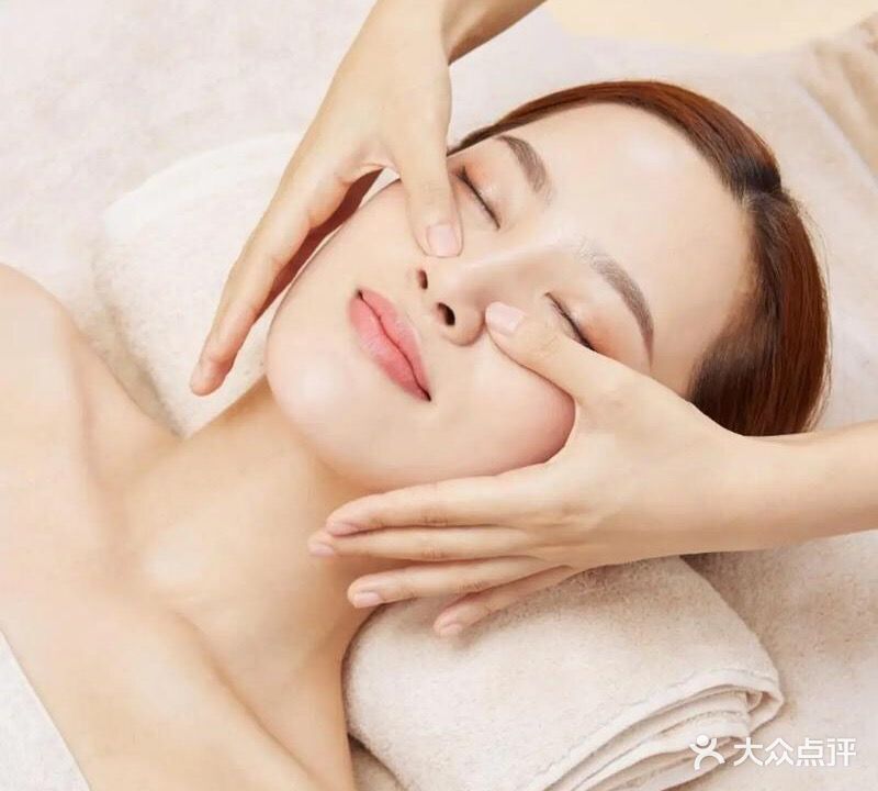 一间·美舍·美容·美甲·皮肤管理