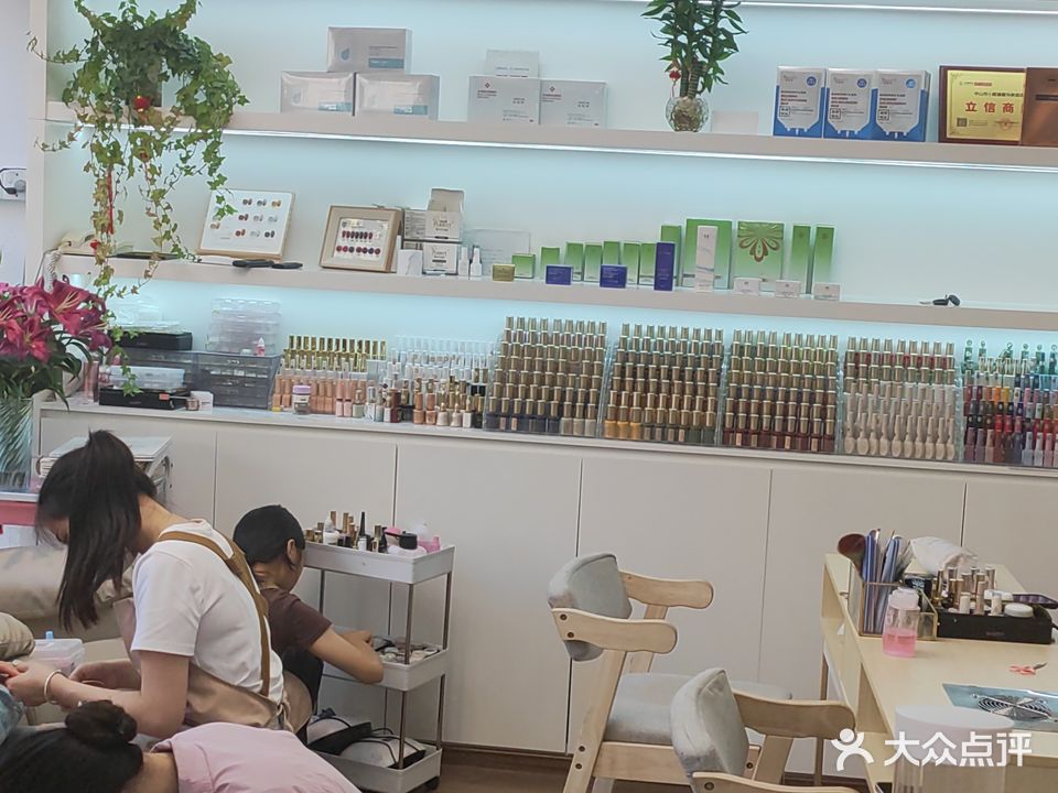 简洁美甲工作室(小榄名城店)