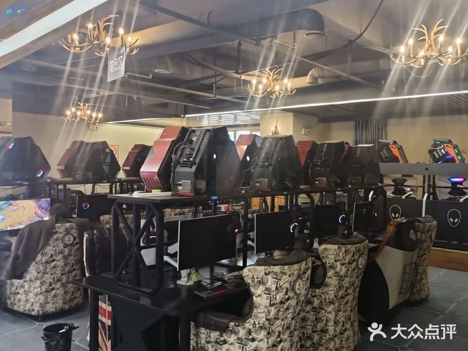 蘑菇网咖(宏福花园店)