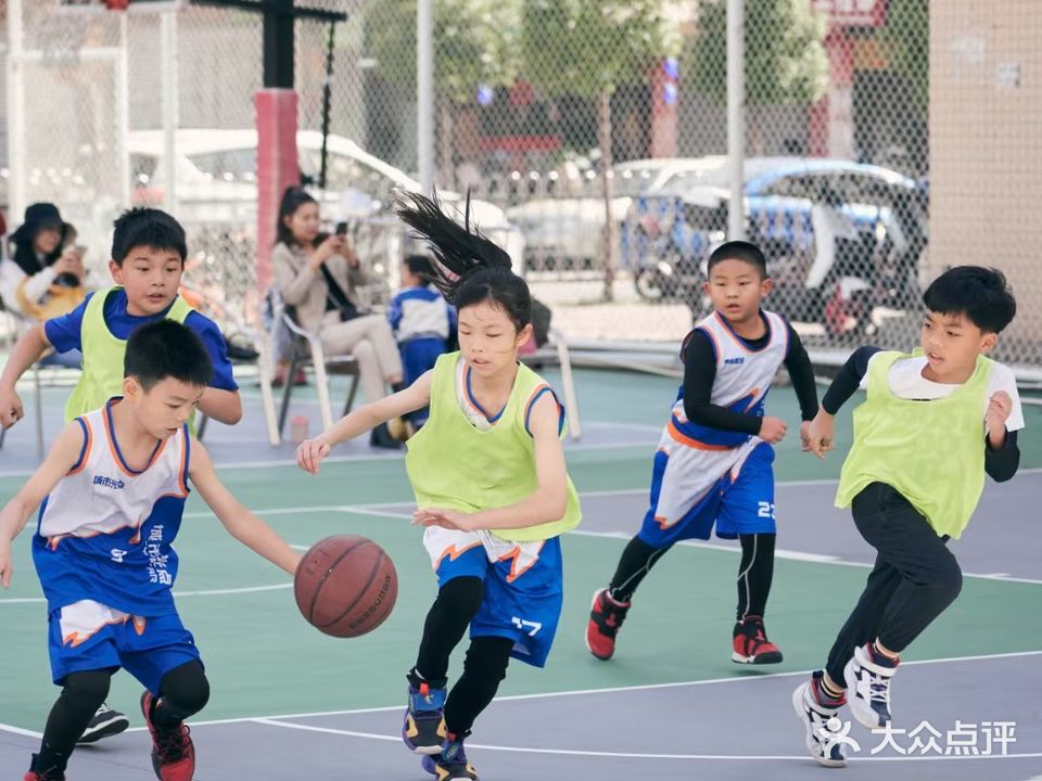 星浩青少年篮球俱乐部