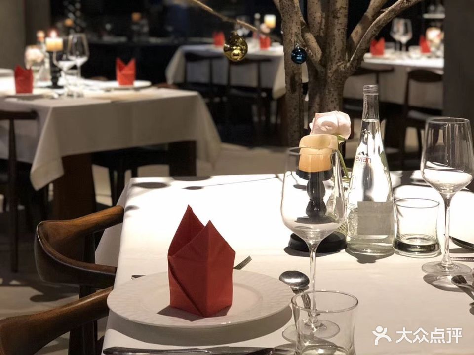 SEVEN西餐厅(中河南路店)