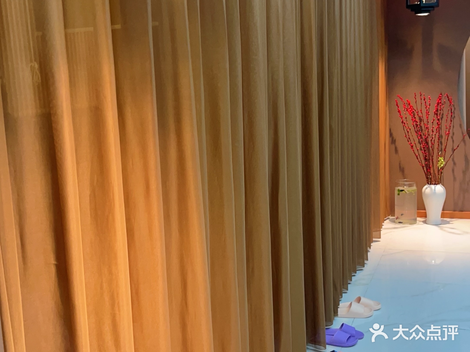 春夏堂盐蒸沙疗馆