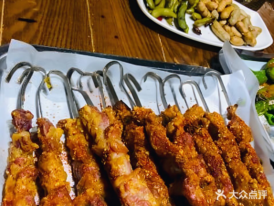 记忆楼兰馕坑肉新疆菜(中亚北路店)