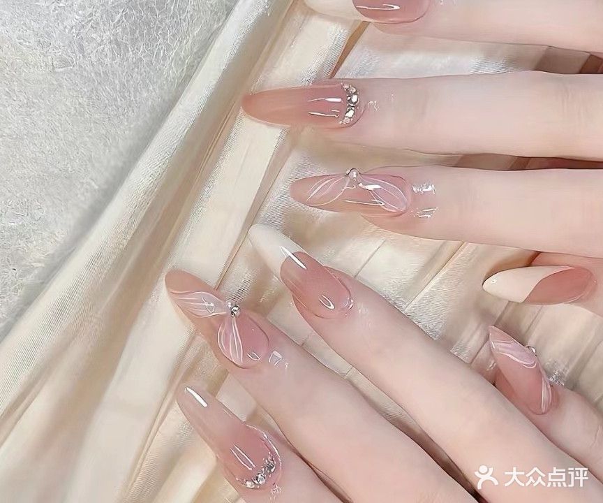 肌遇美甲美睫