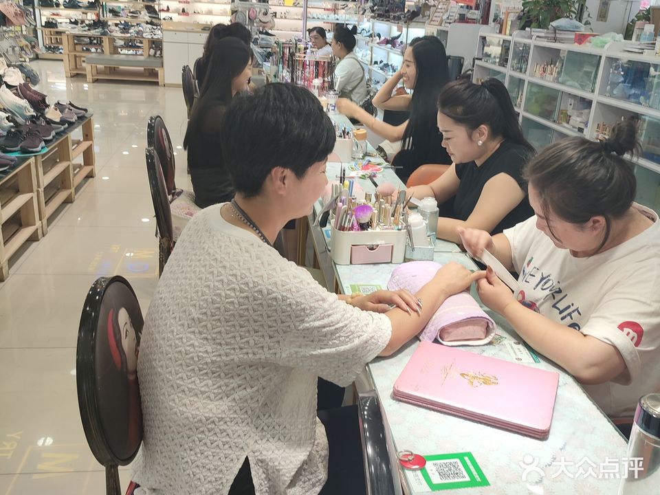 浙大妙金百川指美甲(浙江大厦店)