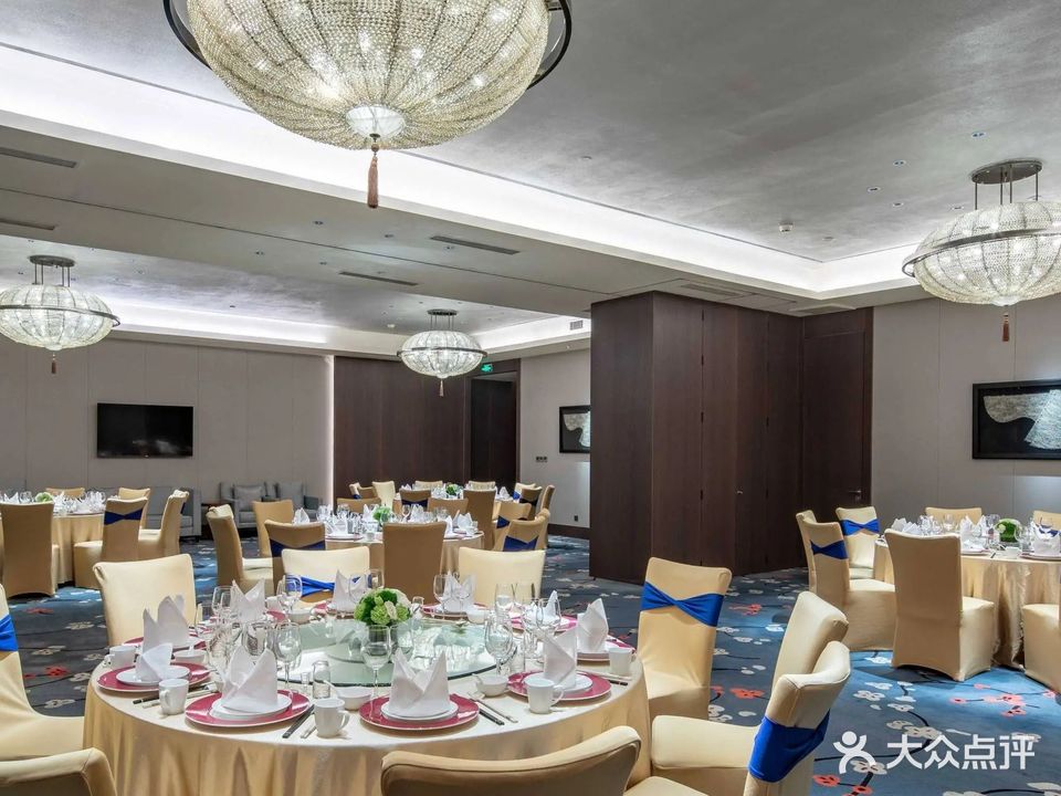 皇冠假日酒店-御皇轩中餐厅