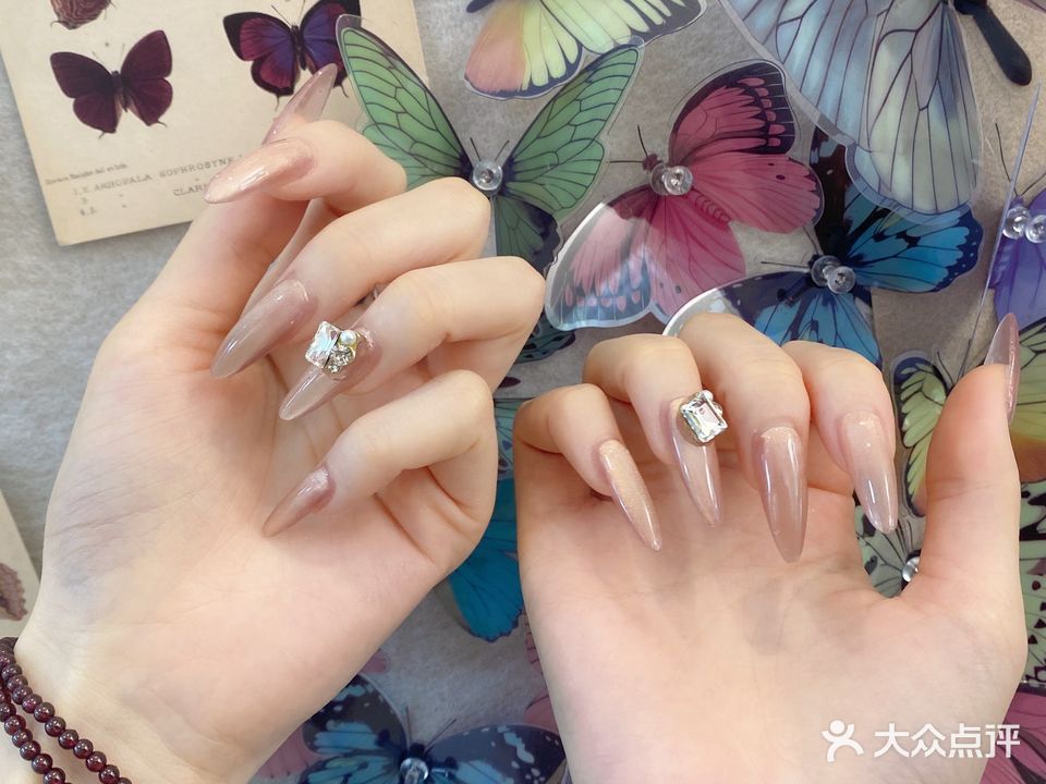 柚甜美容美甲美睫