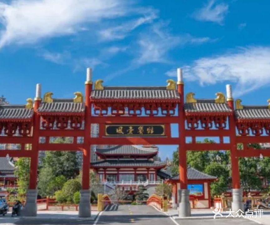 凤台国际酒店恒温游泳馆