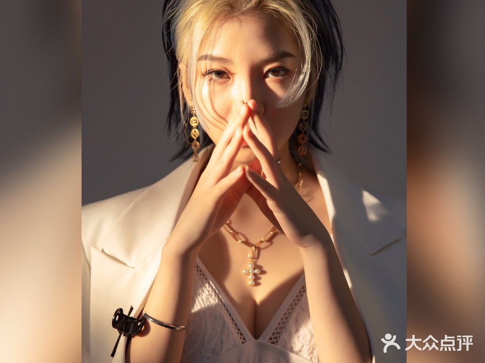 M+HAIR美轻奢SALON(汇展华城店)