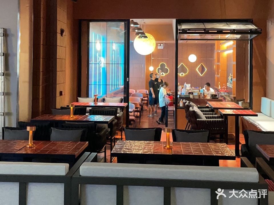 艺棠精酿TAP&CO(罗湖HALO广场店)