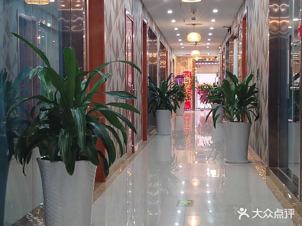 聚足湾足浴养生馆(东方一品店)