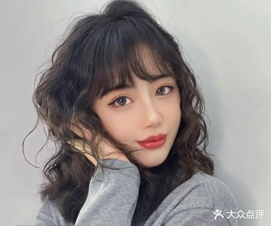 九零·拾尚美发美甲美睫工作室