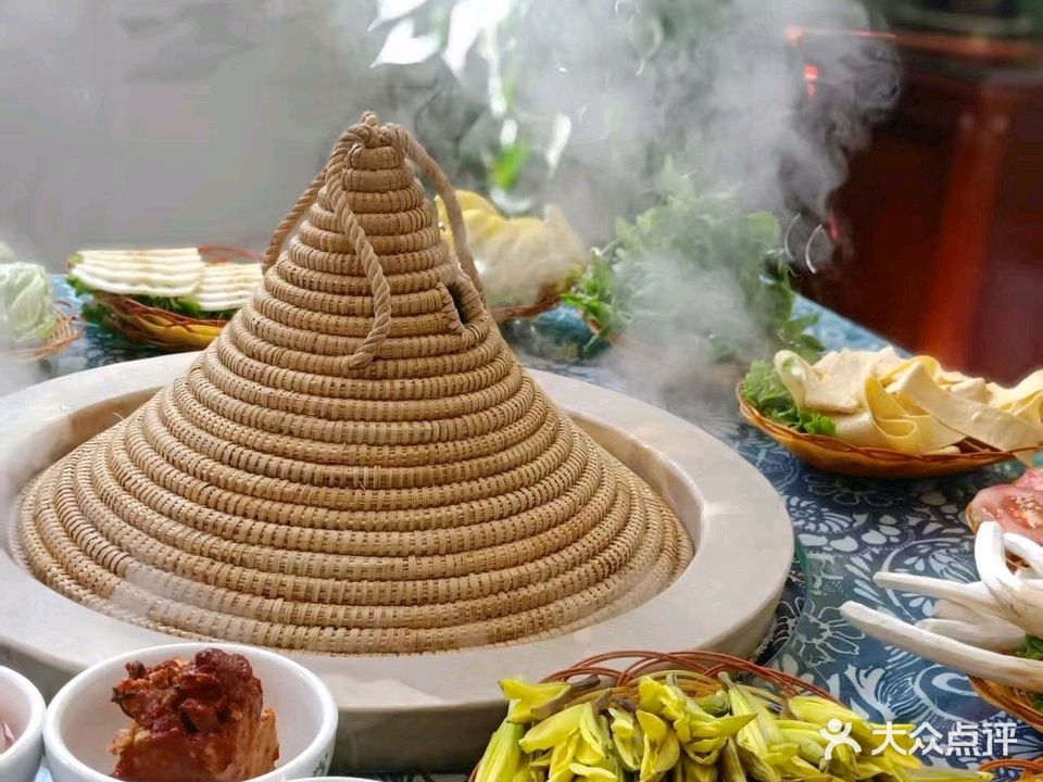 渔米香鱼庄(矣旧月亮弯湿地公园店)