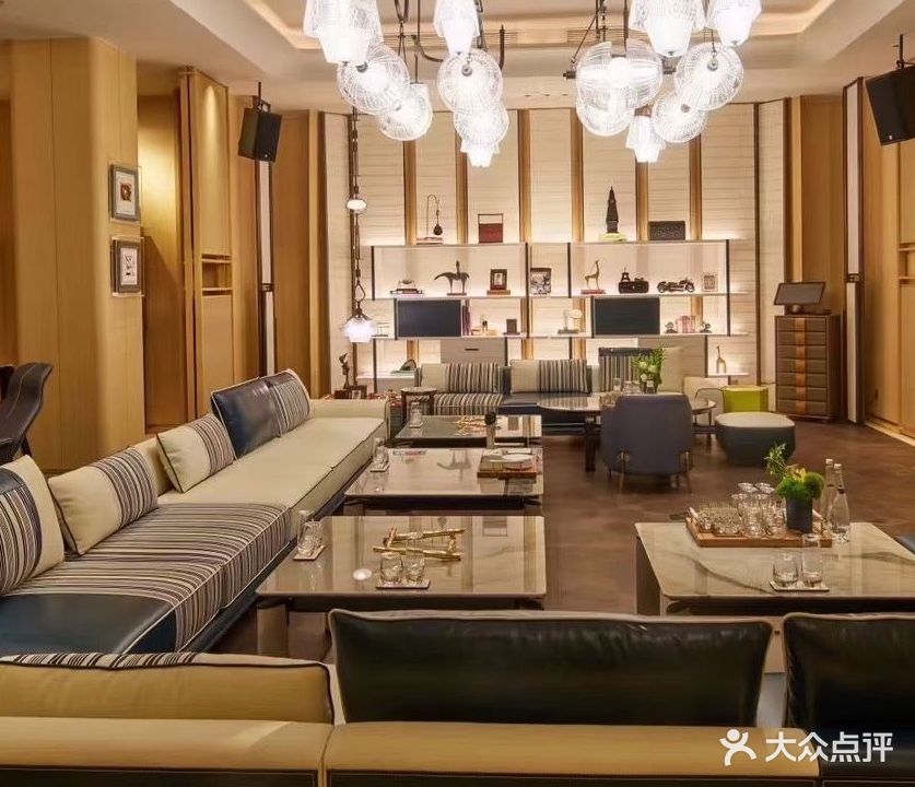 环球壹号商务会所(婺江西路店)