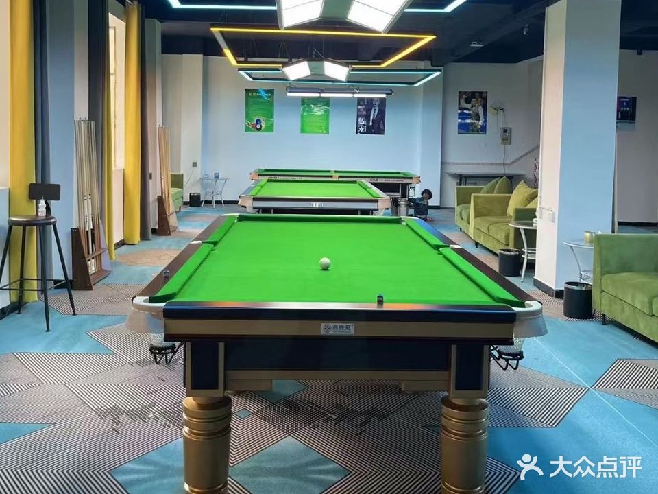 胜冠台球