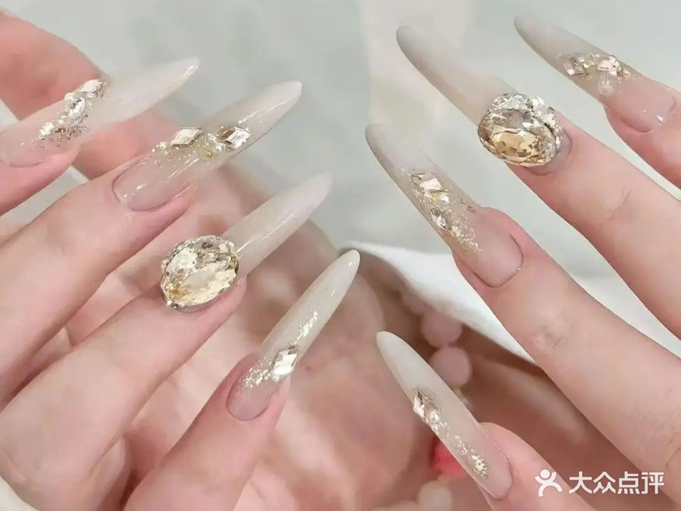 nice美甲(江南摩尔购物中心E区店)
