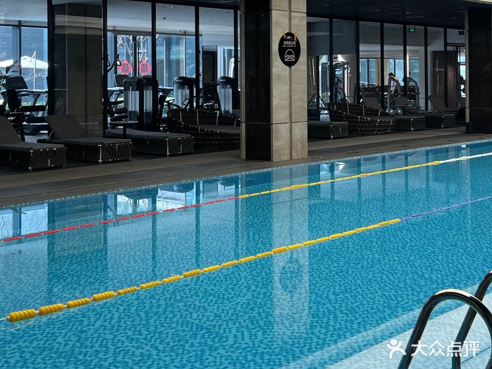 壹号院游泳健身会所