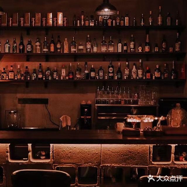 觅隐酒吧Seeking hidden