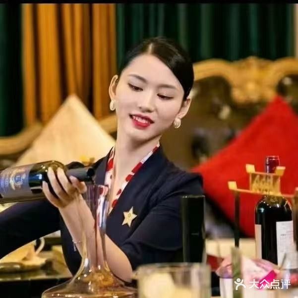 夜派KTV(国际大厦三楼店)