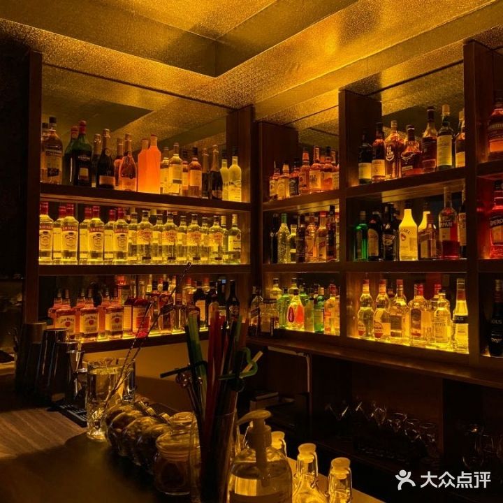 1519鸡尾酒吧