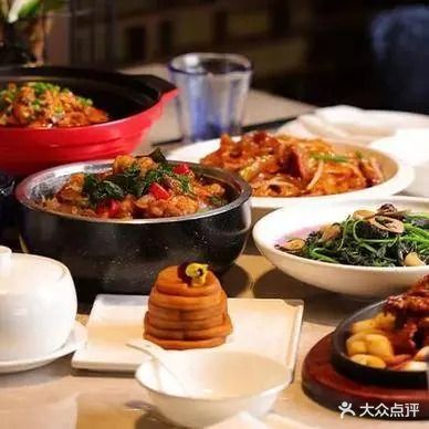 家宴食府(两户街店)