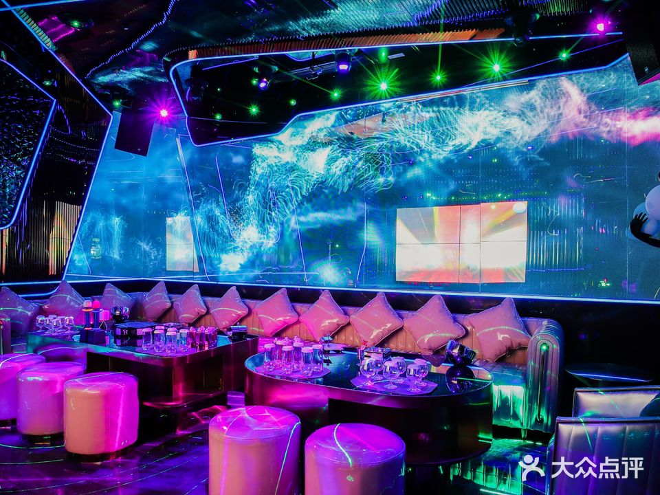 V8·PARTY K·CLUB(台东万佳广场店)