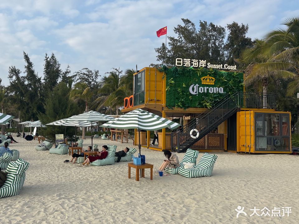 Corona日落海岸音乐餐吧(银滩潮雕音乐喷泉店)