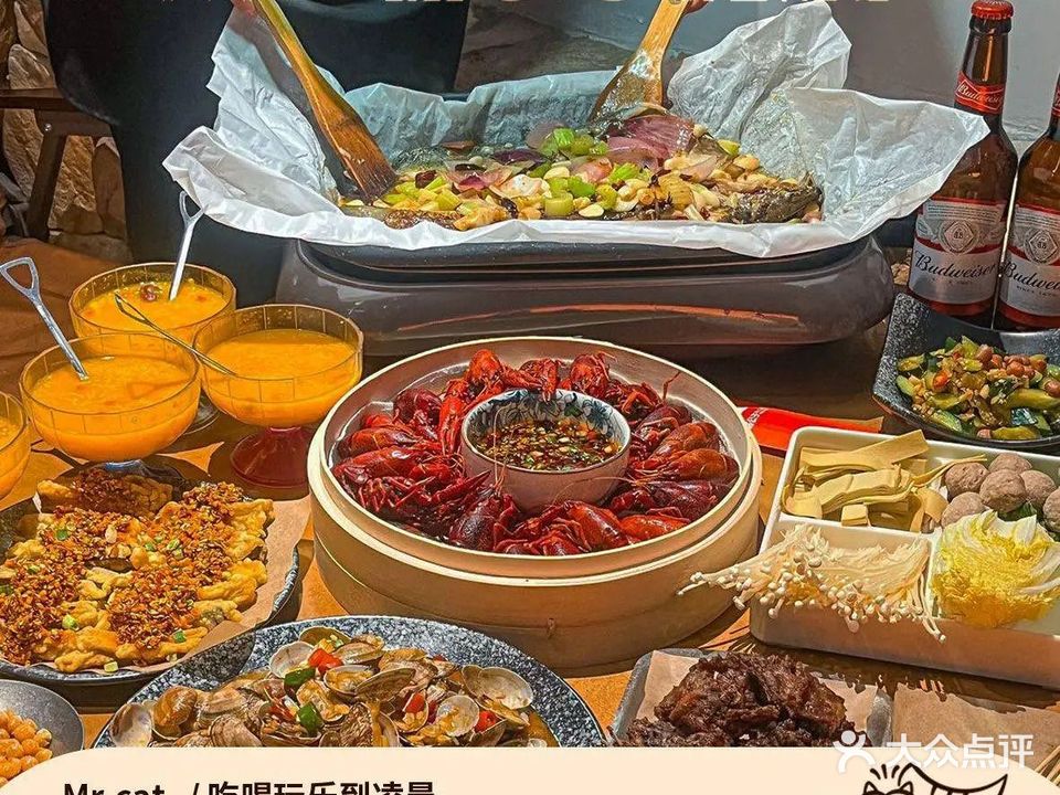 猫公子纸上烤鱼烧烤·小龙虾· Bistro小酒馆(万达金街店)
