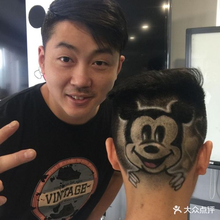 周艺私人形象定制