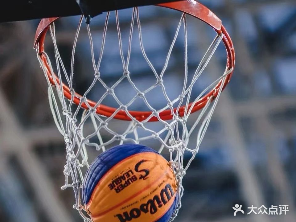 防城港市火焰篮球俱乐部(广场馆)