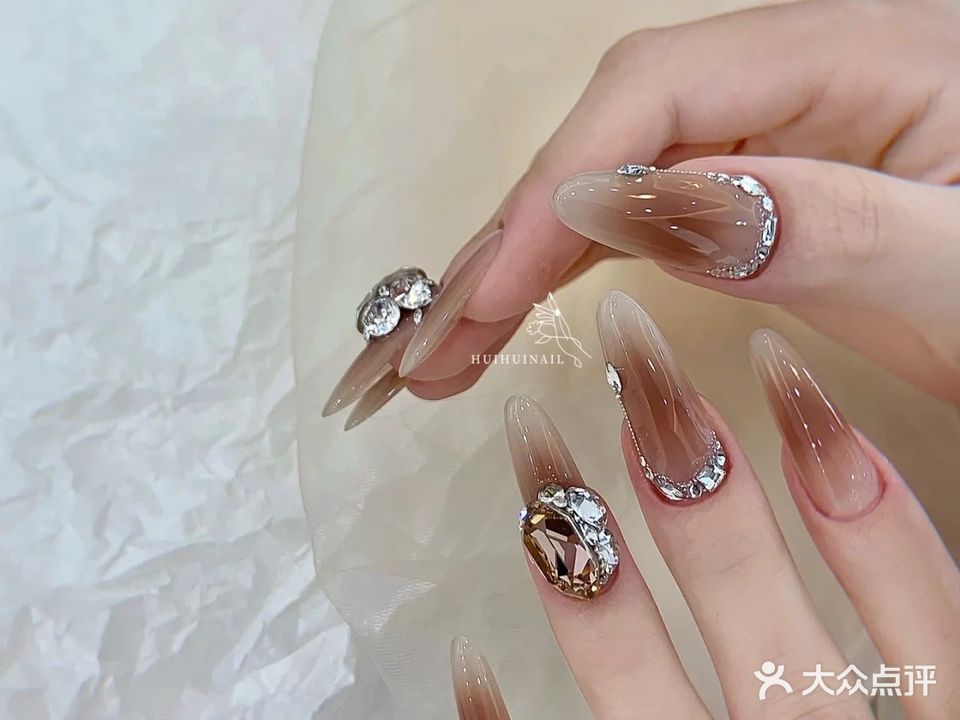 尤米一站式美甲美睫(万科天誉店)