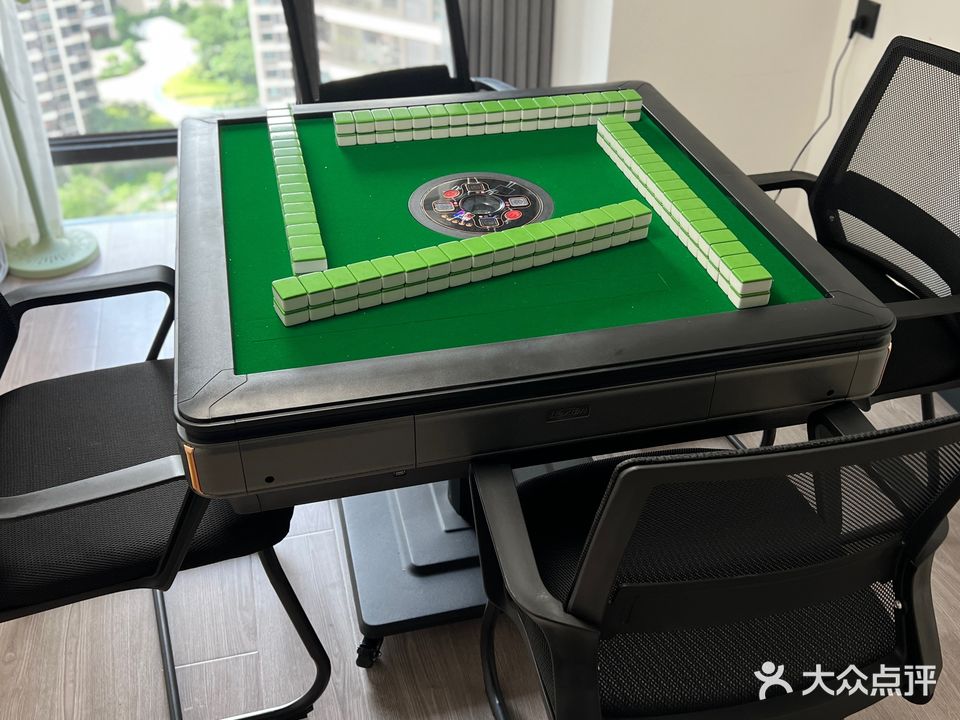 胡乐喜棋牌