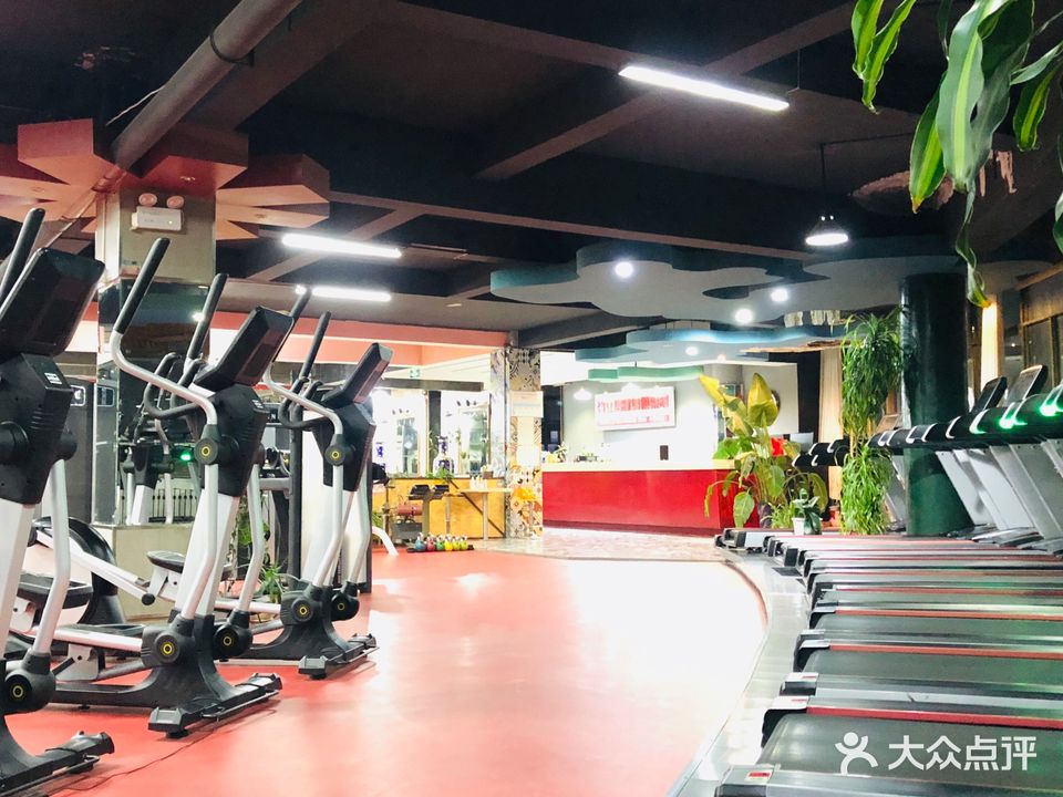 强立信健身俱乐部
