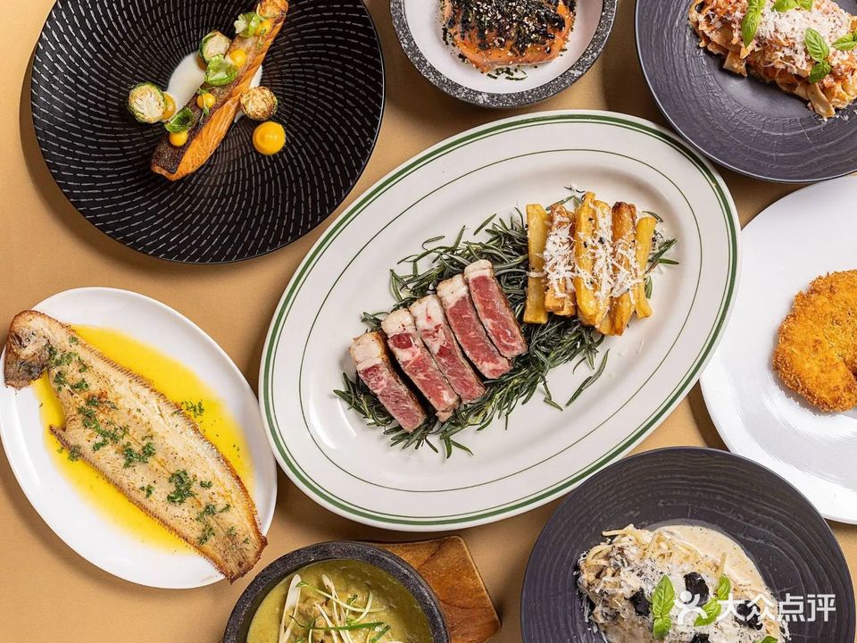 Brasserie99 全日餐厅(成都华尔道夫酒店)
