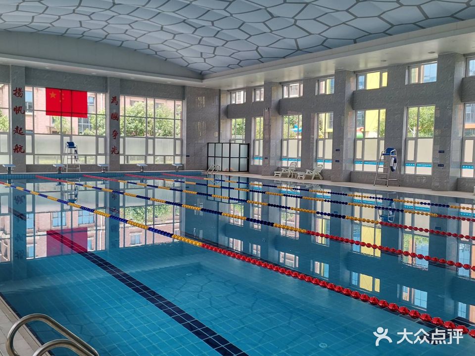 扬帆游泳俱乐部(临沂国际学校店)