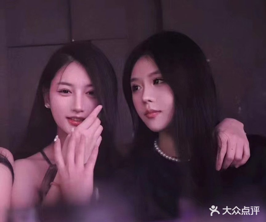 雾里花KTV(东书房路店)