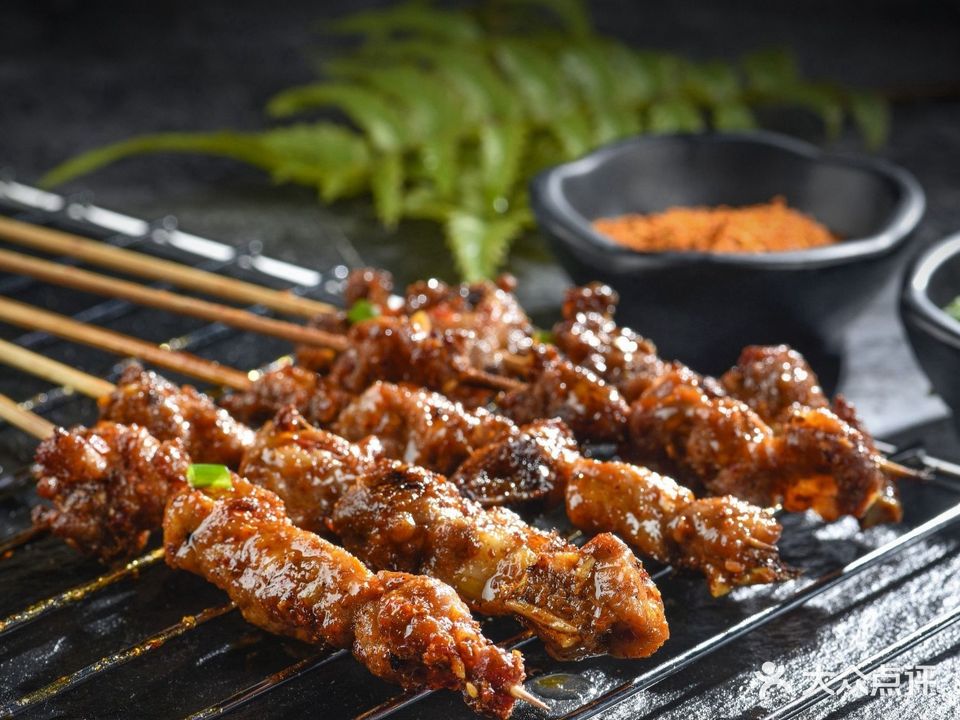 欢乐时光·烧烤·小炒(银滩路店)
