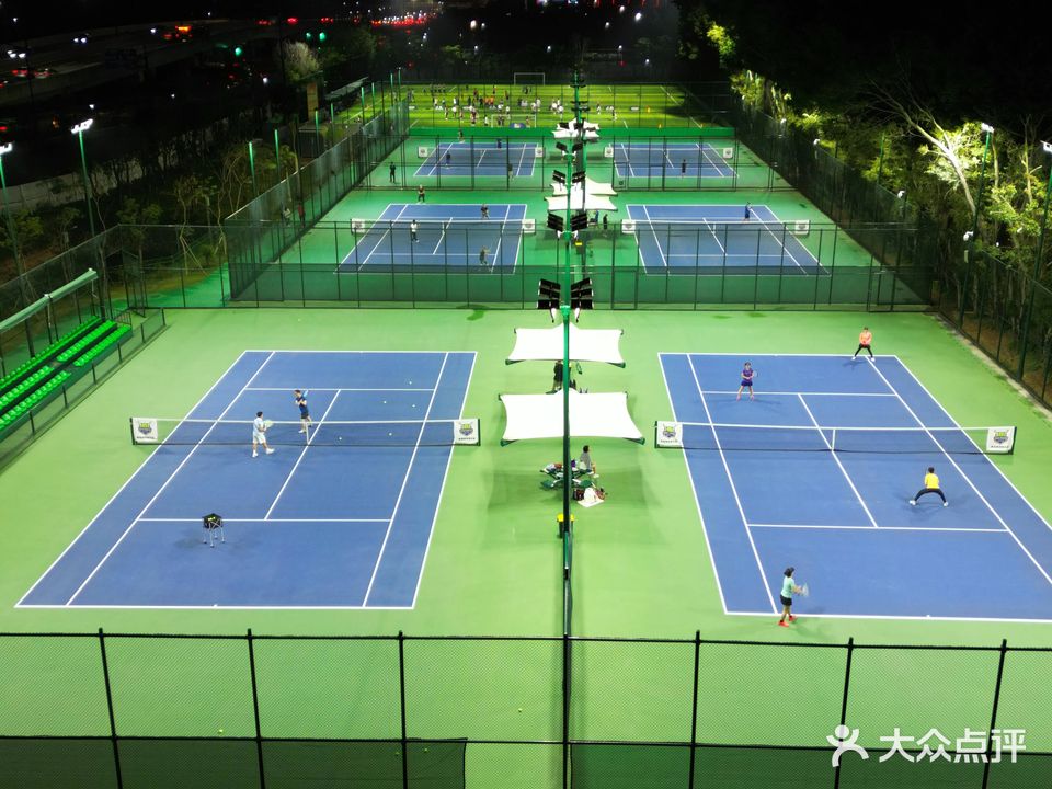 奥森网球俱乐部(正方滨河店)