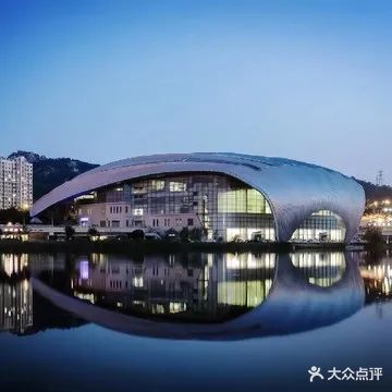 国信体育中心-游泳馆