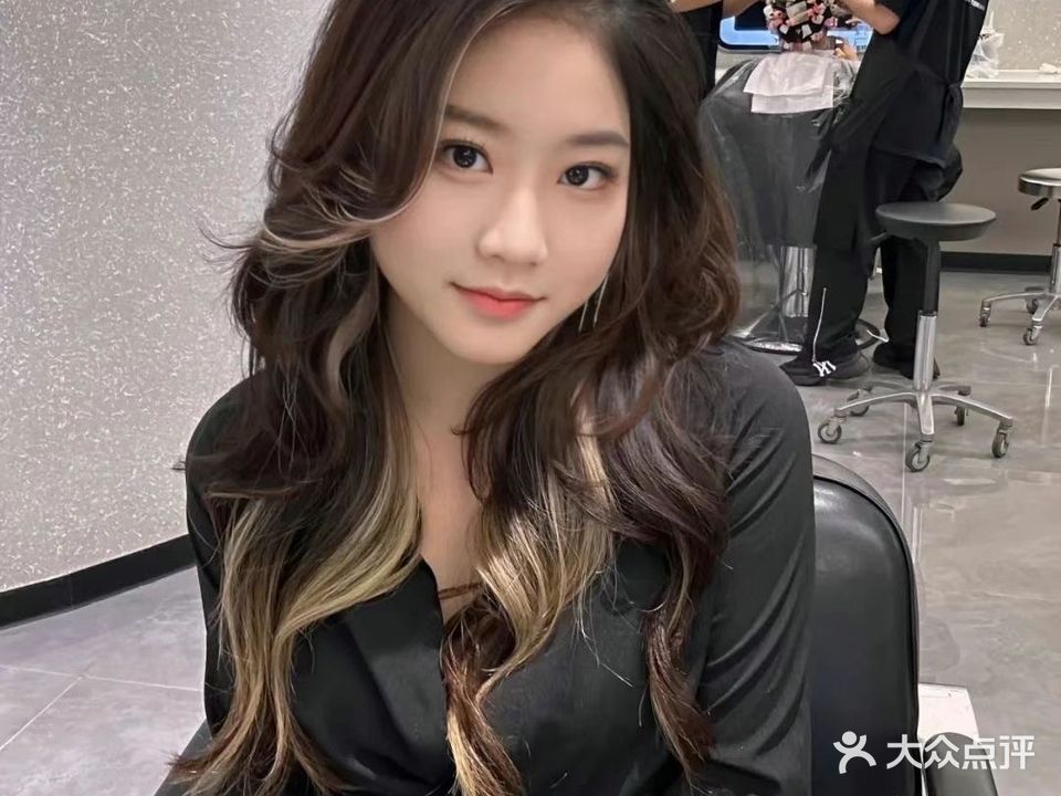 音奈斯理发店