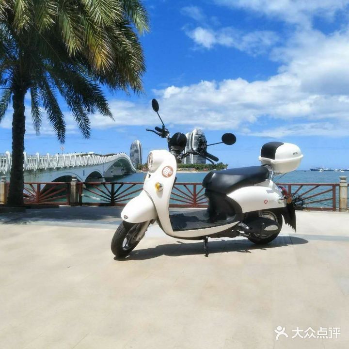 柠檬草电动车租赁